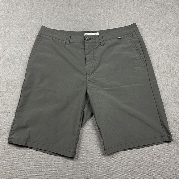 Travis Mathew Golf Shorts Men Size 36 Black‎ Flat Front 5 Pocket 10" Inseam - Picture 1 of 8